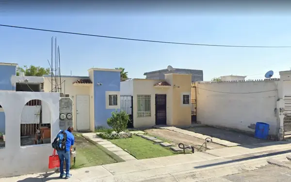 Casa en venta en Misión San Juan, García — foto 3 de 7