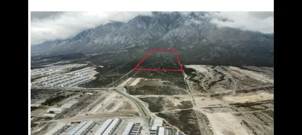 Terreno en Rancho de Enmedio (Las Mitras), García, Nuevo León