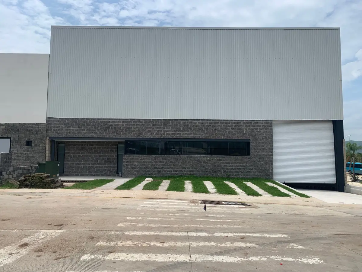 Bodega en renta en Nuevo Tlajomulco, Tlajomulco de Zúñiga — foto 1 de 9