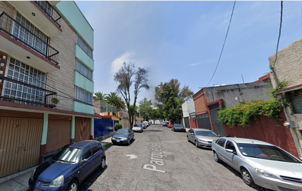 Casa en venta en El Parque, Naucalpan de Juárez — foto 2 de 16