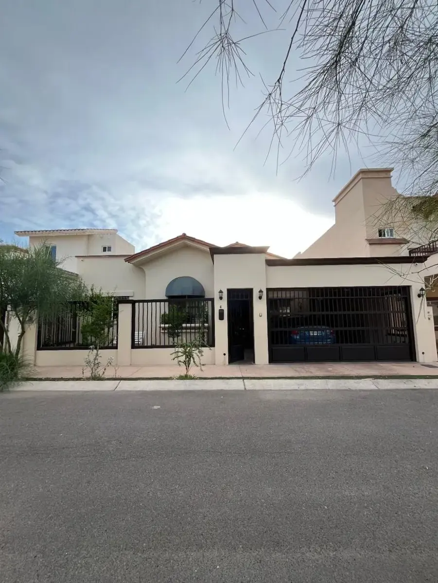Casa en venta en Real de Sevilla Club Residencial, Hermosillo — foto 1 de 14