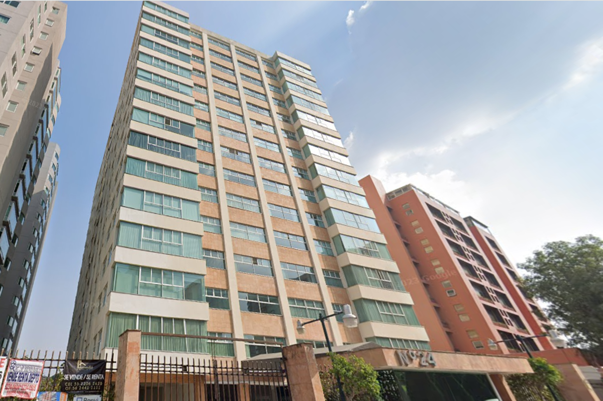 Departamento en venta en Hacienda de las Palmas, Huixquilucan — foto 1 de 16