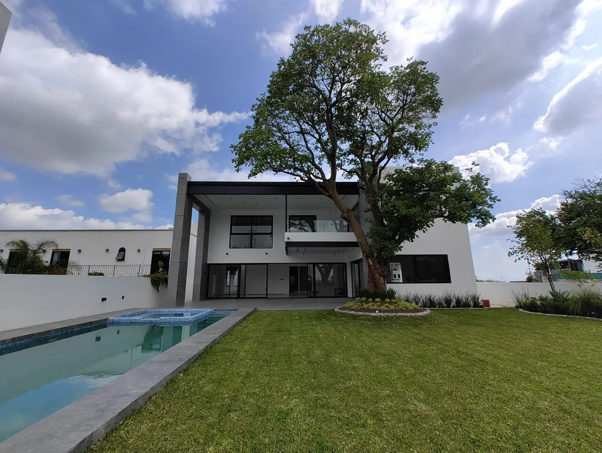Casa en venta en Lomas de Cocoyoc, Atlatlahucan — foto 1 de 22