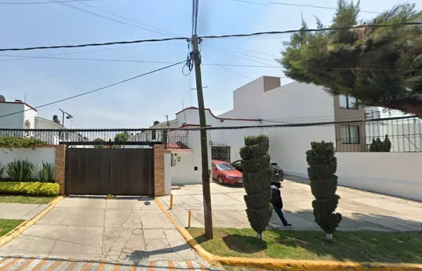 Casa en venta en Lomas Estrella, Iztapalapa — foto 2 de 15