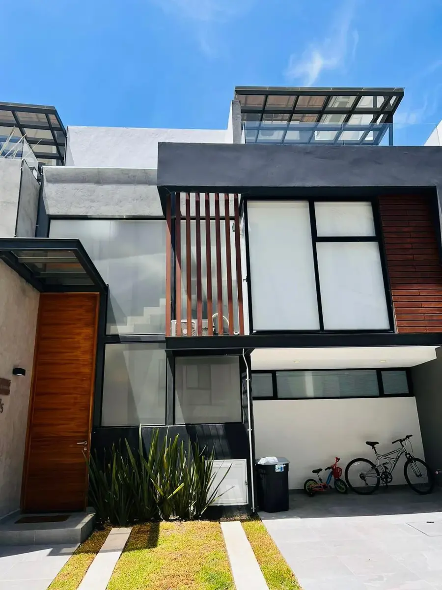 Casa en venta en Lomas de Angelópolis, San Andrés Cholula — foto 1 de 12