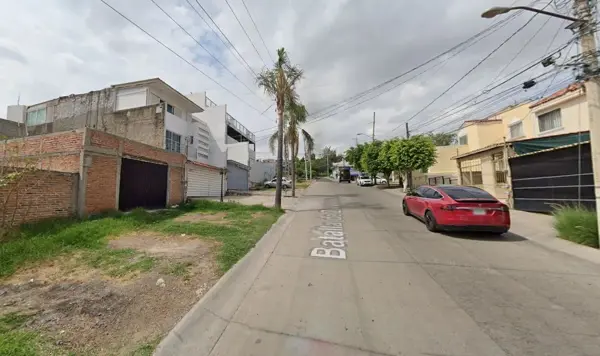 Casa en venta en Residencial El Tapatío, San Pedro Tlaquepaque — foto 2 de 9