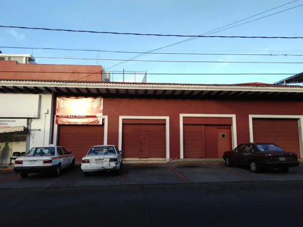 Local en renta en Ramon Farias, Uruapan — foto 2 de 4