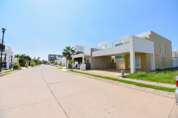 Casa en venta en Marina Kelly, Mazatlán — foto 2 de 68