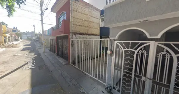 Casa en venta en Paseos del Valle, Tlajomulco de Zúñiga — foto 3 de 7