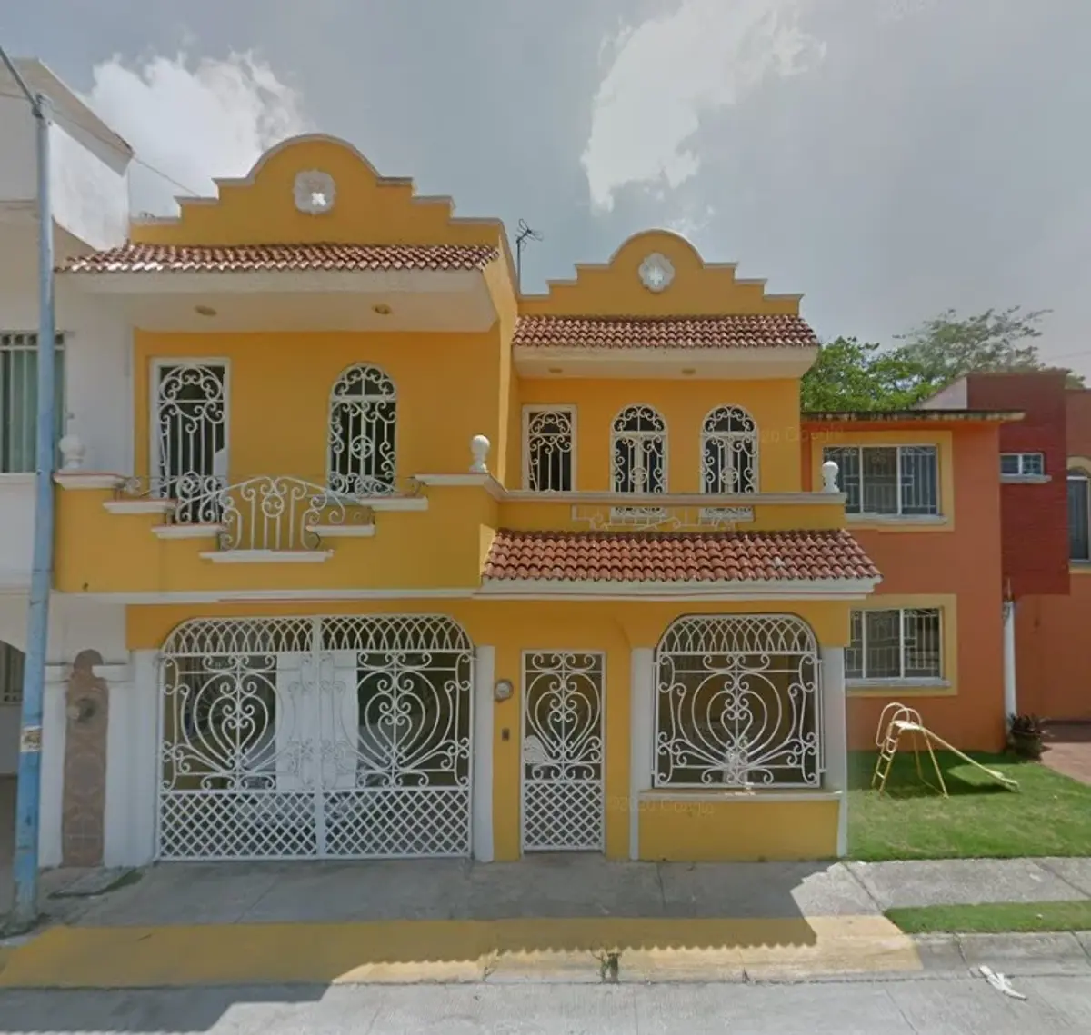 Casa en venta en Blancas Mariposas, Paraíso — foto 1 de 11