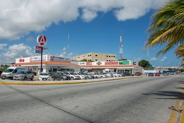 Local en renta en Cancún Centro, Benito Juárez — foto 3 de 5