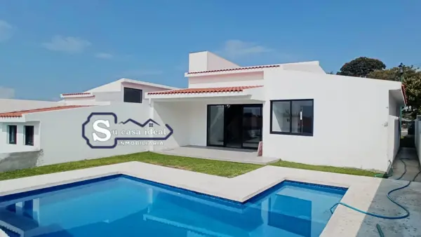 Casa en venta en Lomas de Cocoyoc, Atlatlahucan — foto 2 de 12