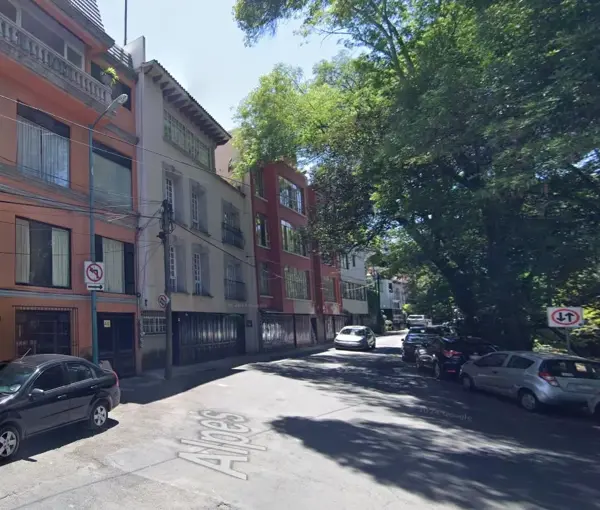 Edificio en venta en Lomas de Chapultepec I Sección, Miguel Hidalgo — foto 2 de 32