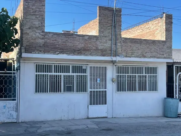 Casa en venta en Fracc Villa Florida, Torreón, Coahuila de Zaragoza Casa en venta en Fracc Villa Florida, Torreón, Coahuila de Zaragoza