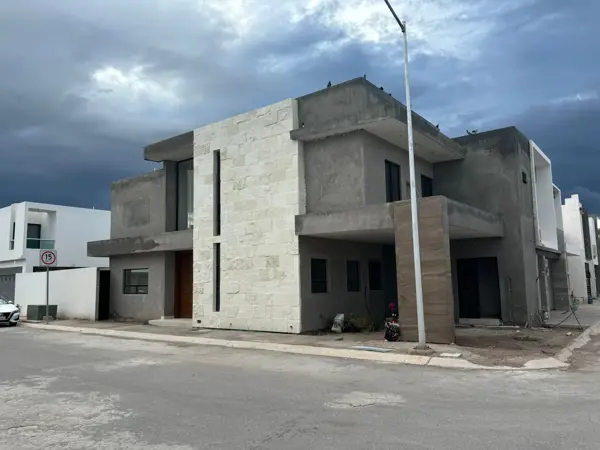 Casa en venta en Los Viñedos, Torreón — foto 2 de 18