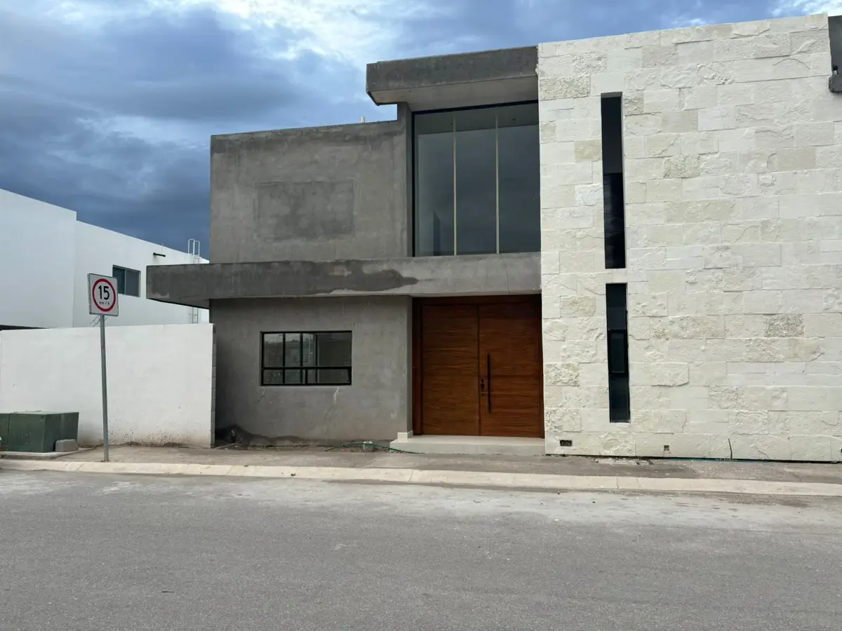 Casa en venta en Los Viñedos, Torreón — foto 1 de 18