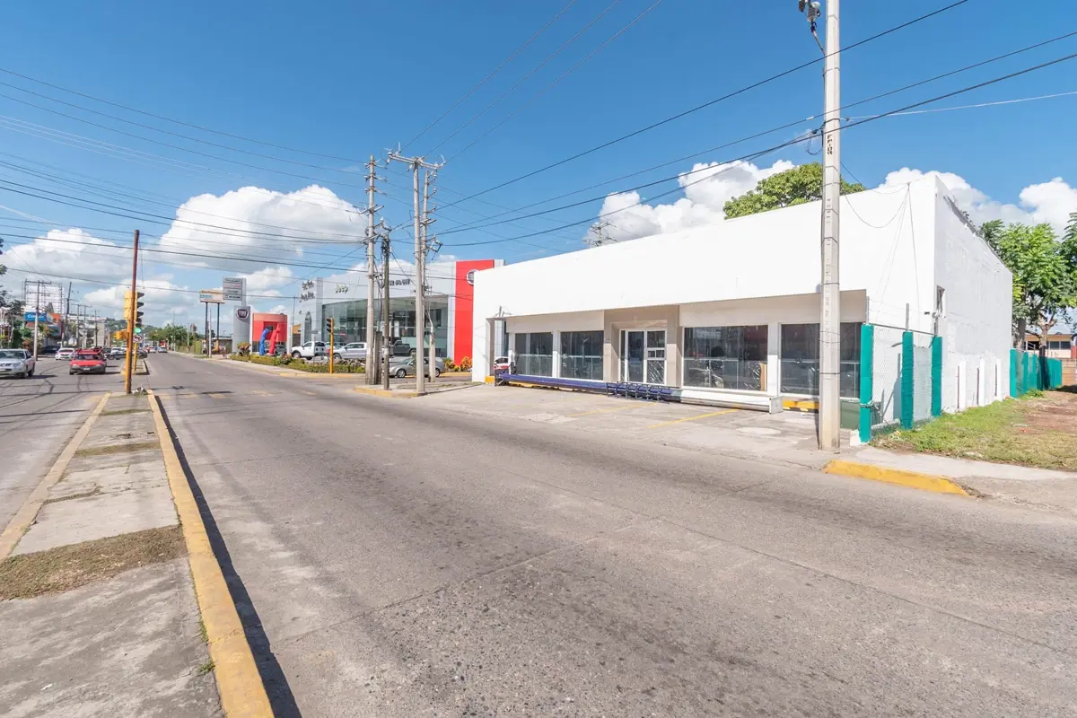 Local en renta en Magisterio, Poza Rica de Hidalgo — foto 1 de 3