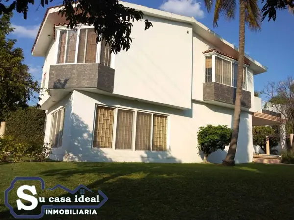 Casa en venta en Lomas de Cocoyoc, Atlatlahucan — foto 2 de 11