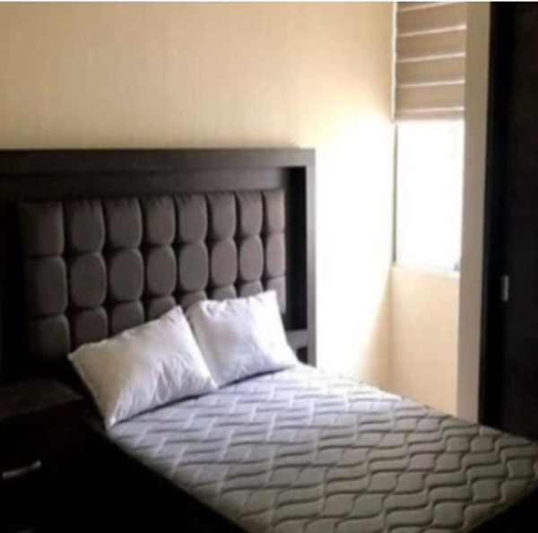 Casa en venta en Valle del Campestre, León — foto 3 de 8