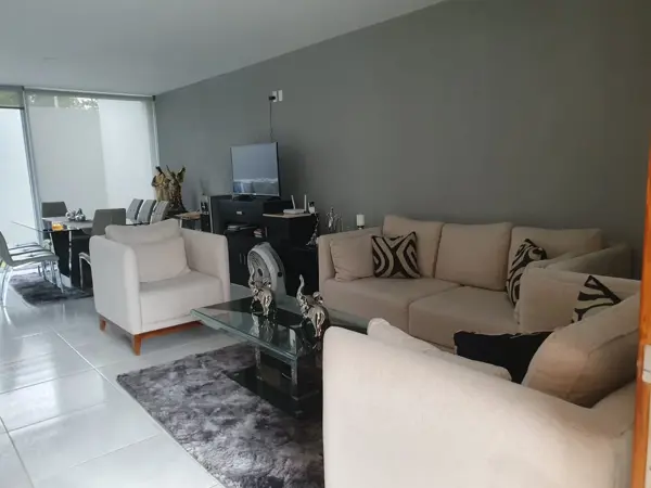 Casa en venta en Colina de los Robles, Zapopan — foto 2 de 15