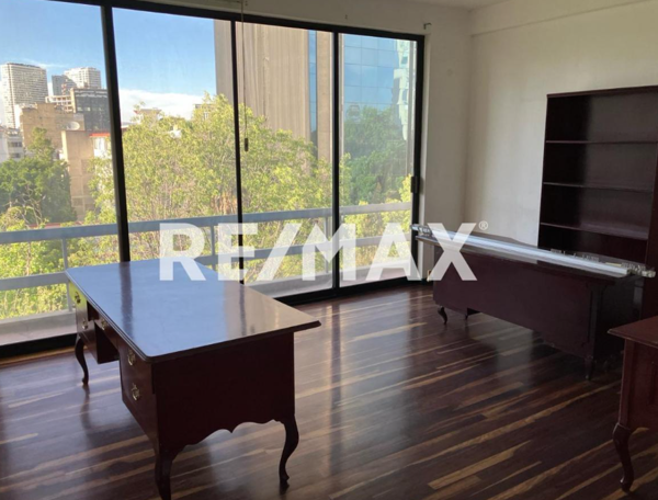 Edificio en venta en Polanco III Sección, Miguel Hidalgo — foto 3 de 3