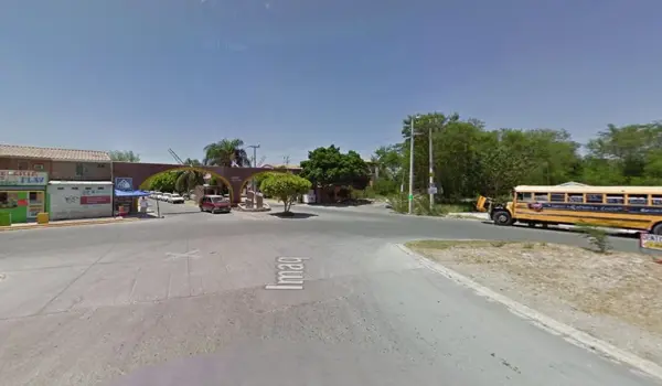 Casa en venta en Villas de Imaq, Reynosa — foto 3 de 7