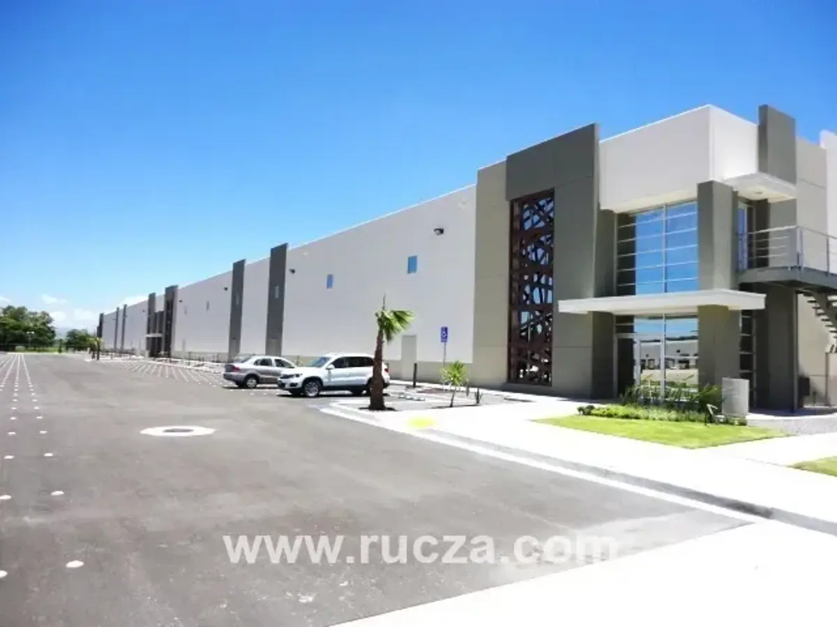 Nave en renta en Parque Industrial el Marqués, El Marqués — foto 1 de 11
