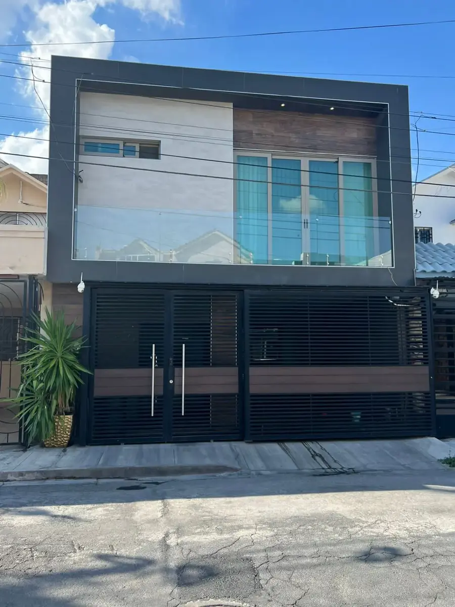Casa en venta en Potrero Anahuac, San Nicolás de los Garza — foto 1 de 19