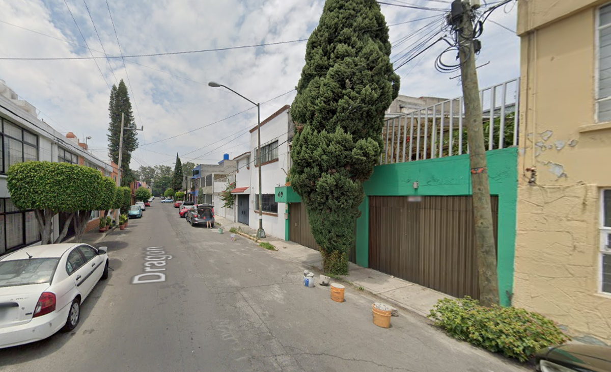 Casa en venta en Prado Churubusco, Coyoacán — foto 1 de 19