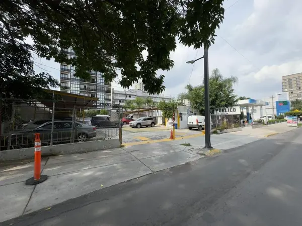 Terreno en venta en Ladron de Guevara, Guadalajara — foto 2 de 5