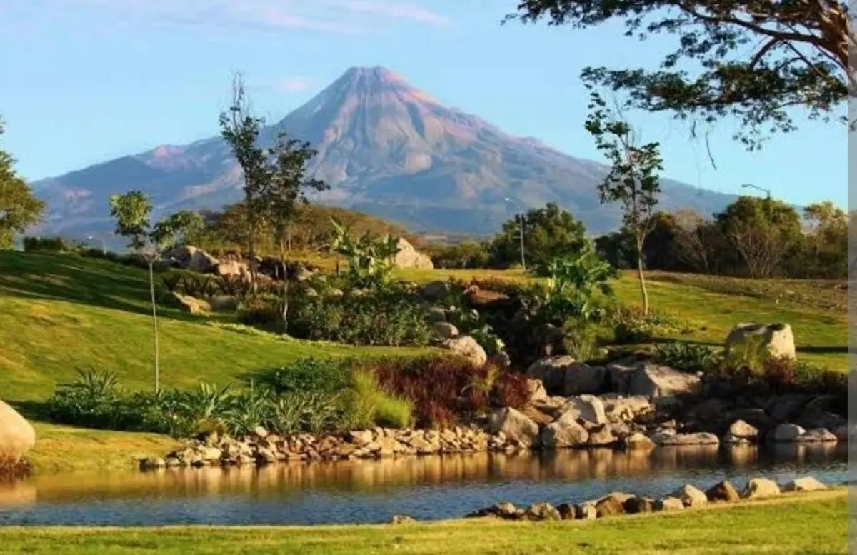 Terreno en venta en Altozano, Cuauhtémoc