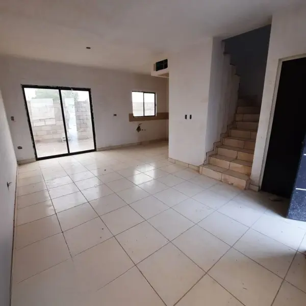 Casa en venta en Loma Real, Torreón — foto 3 de 11