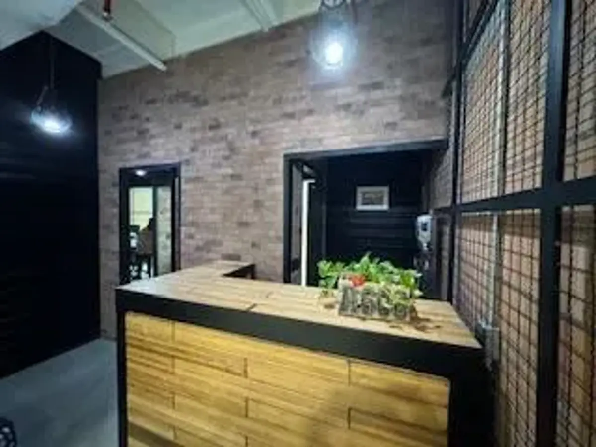 Oficina en venta en Villas la Rioja, Monterrey — foto 1 de 31