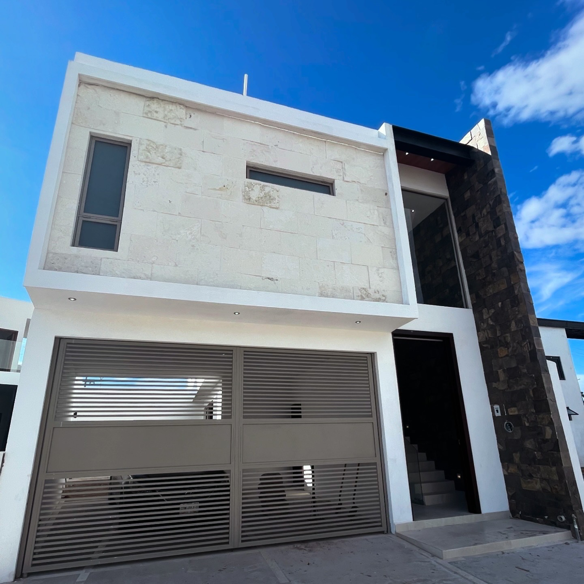 Casa en venta en Los Viñedos, Torreón — foto 1 de 32