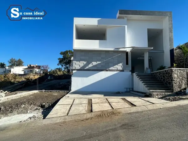 Casa en venta en Lomas de Cocoyoc, Atlatlahucan — foto 2 de 6