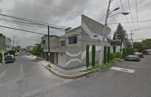 Casa en venta en Presidentes Ejidales 1a Sección, Coyoacán — foto 2 de 40