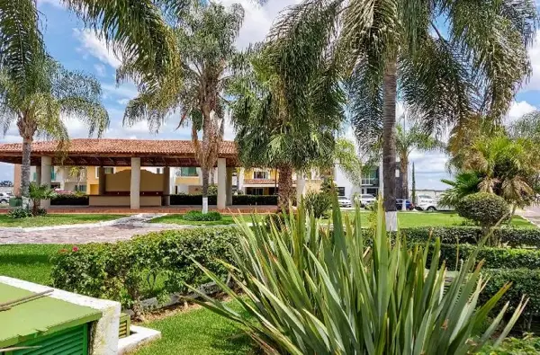 Terreno en venta en Los Laureles, Tlajomulco de Zúñiga — foto 3 de 12