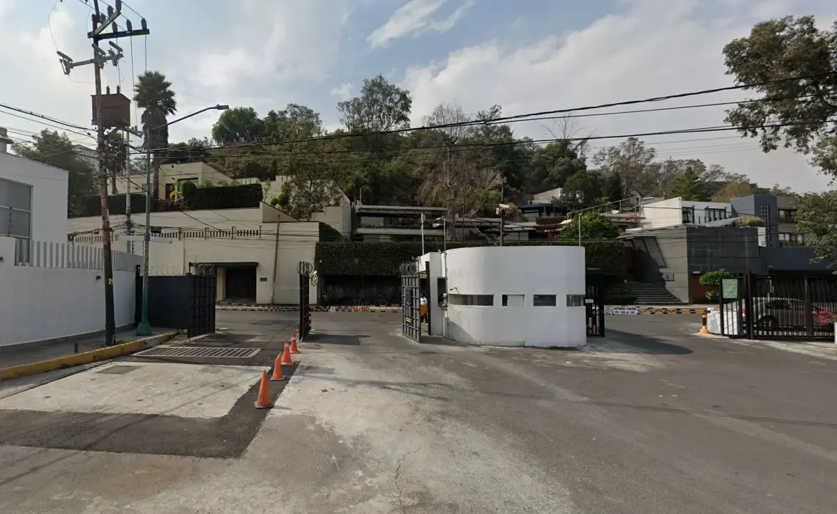 Casa en venta en Jardines del Pedregal de San Angel, Coyoacán — foto 1 de 6