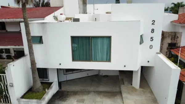 Casa en venta en Bugambilias, Zapopan — foto 3 de 28