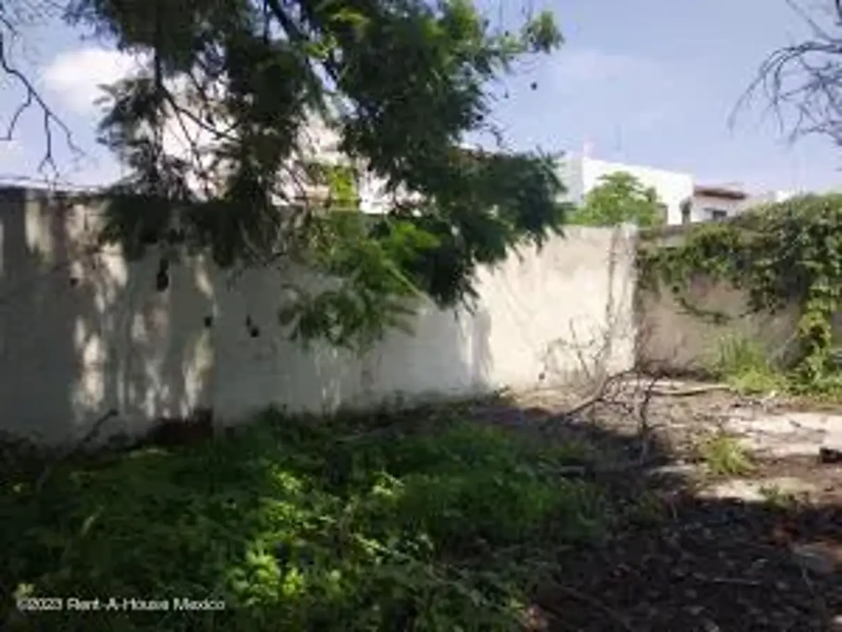 Terreno en venta en Adolfo Ruiz Cortinez, Martínez de la Torre