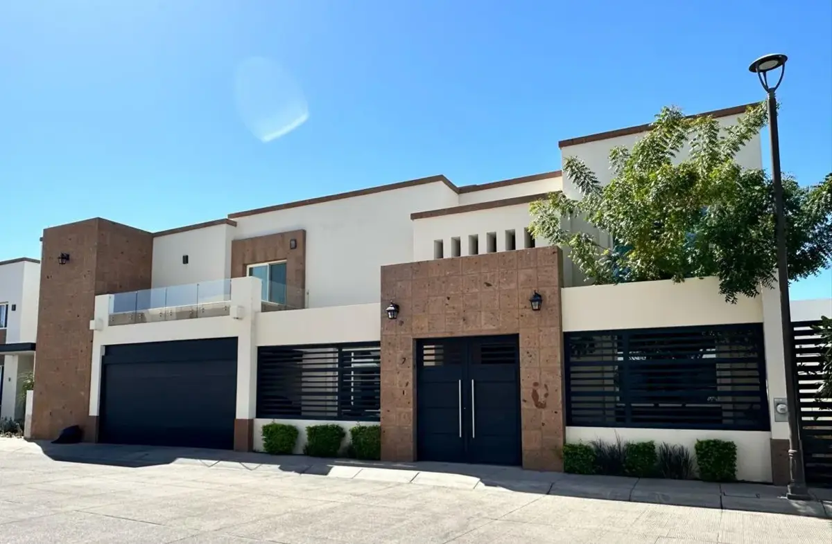 Casa en venta en La Rioja, Hermosillo — foto 1 de 30