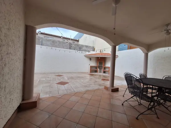 Casa en venta en Marquis, Juárez — foto 2 de 16
