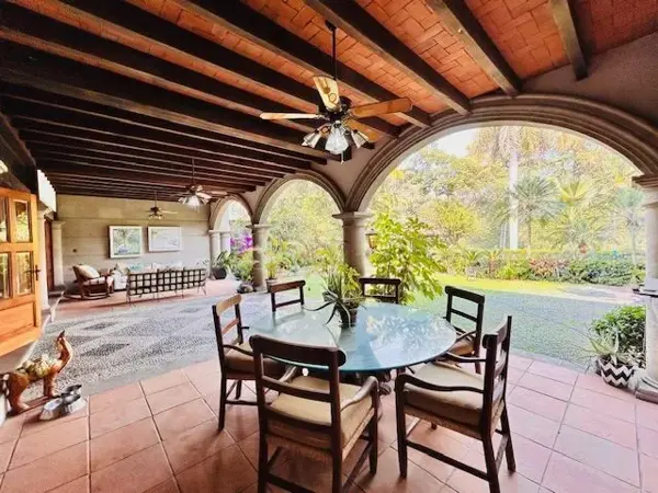 Casa en venta en Club de golf Tabachines, Cuernavaca — foto 2 de 21