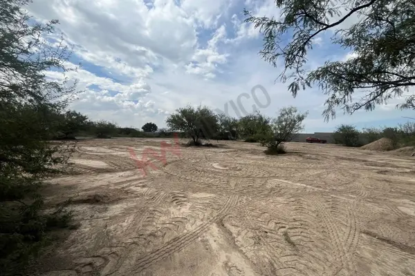 Terreno en venta en Torrecillas y Ramones, Saltillo — foto 2 de 16