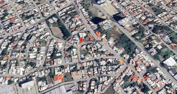 Casa en venta en Lomas de Rosales, Tampico — foto 2 de 8