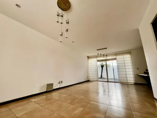 Casa en venta en Andres Quintana Roo, Morelia — foto 2 de 19