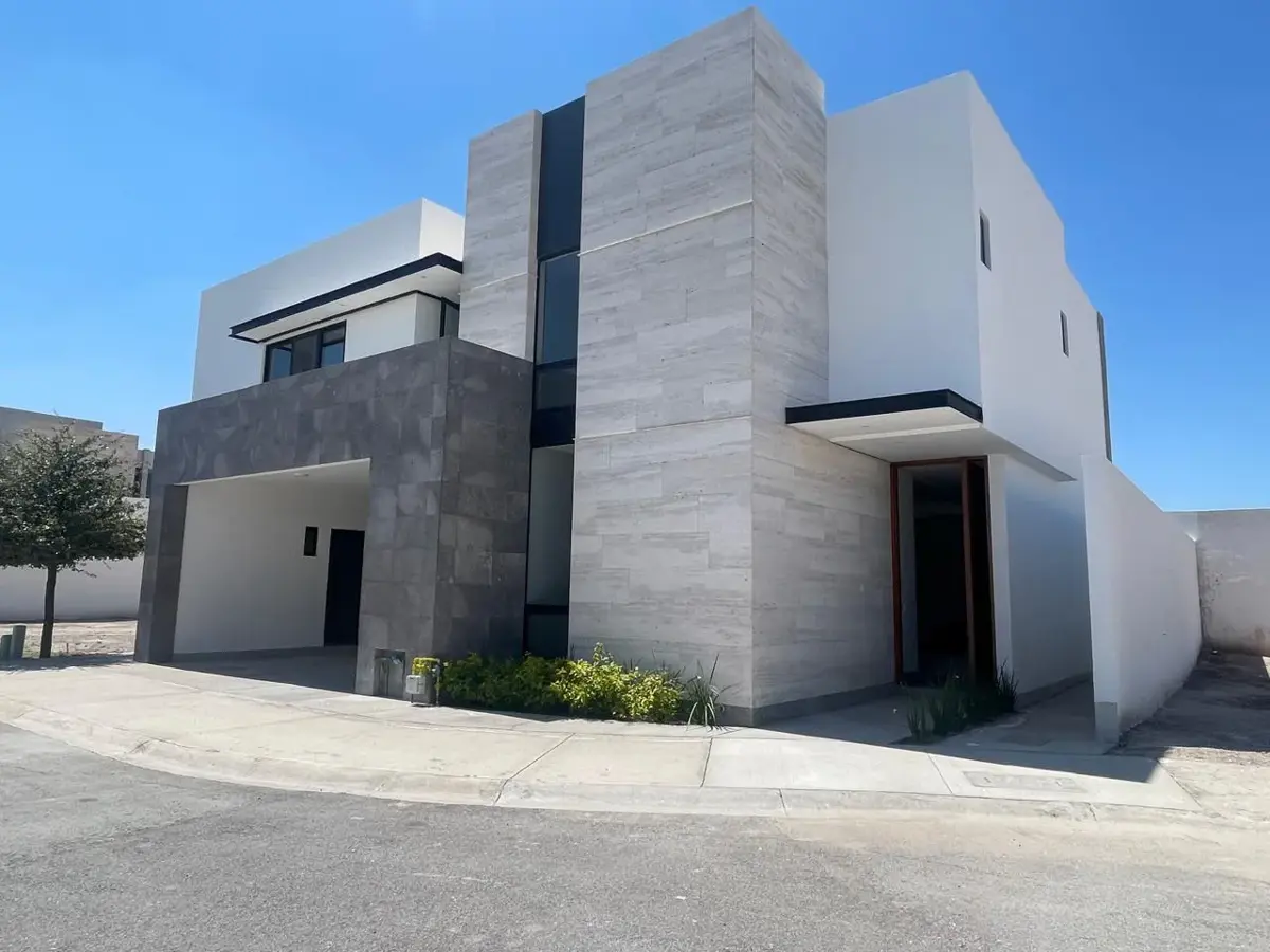 Casa en venta en Almeras, Torreón — foto 1 de 24