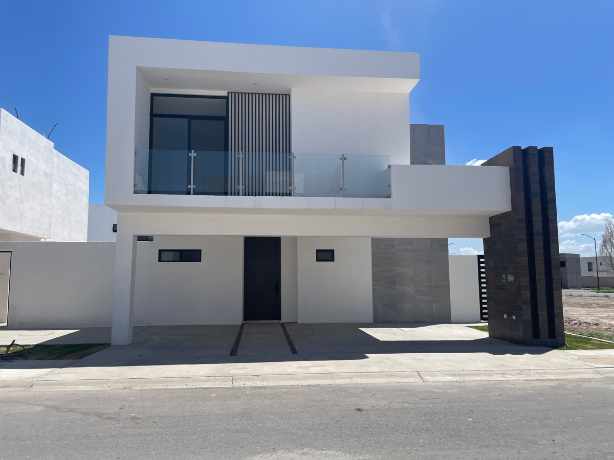 Casa en venta en Villas del Renacimiento, Torreón — foto 1 de 19