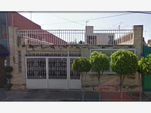 Casa en Jardines de San Manuel, Puebla, Puebla