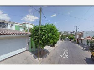 Casa en venta en Loma Linda, Culiacán — foto 3 de 16